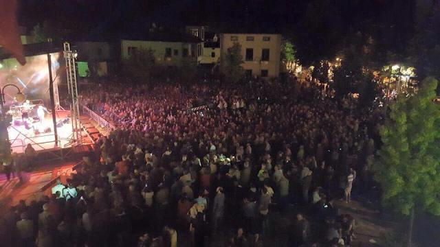 13406833_10208138305569497_8841311231132470938_n