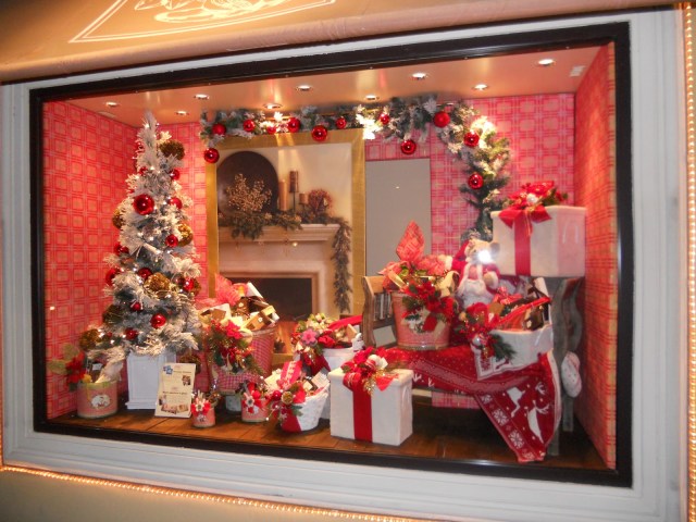 slitti_natale_fucecchio_la_scuola_holiday_home_tuscany_pool-001